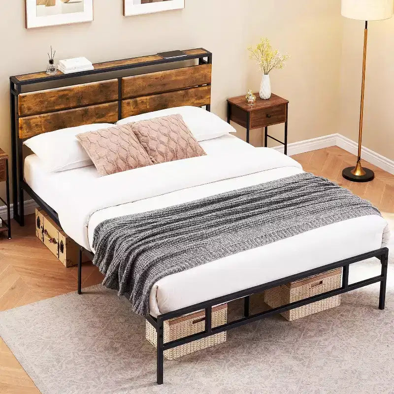 Full Size Metal Platform Bed Frame with Headboard,No Box Spring Required,Industrial Vintage Bedroom Furniture,Mattress Foundation,Heavy Duty Frame