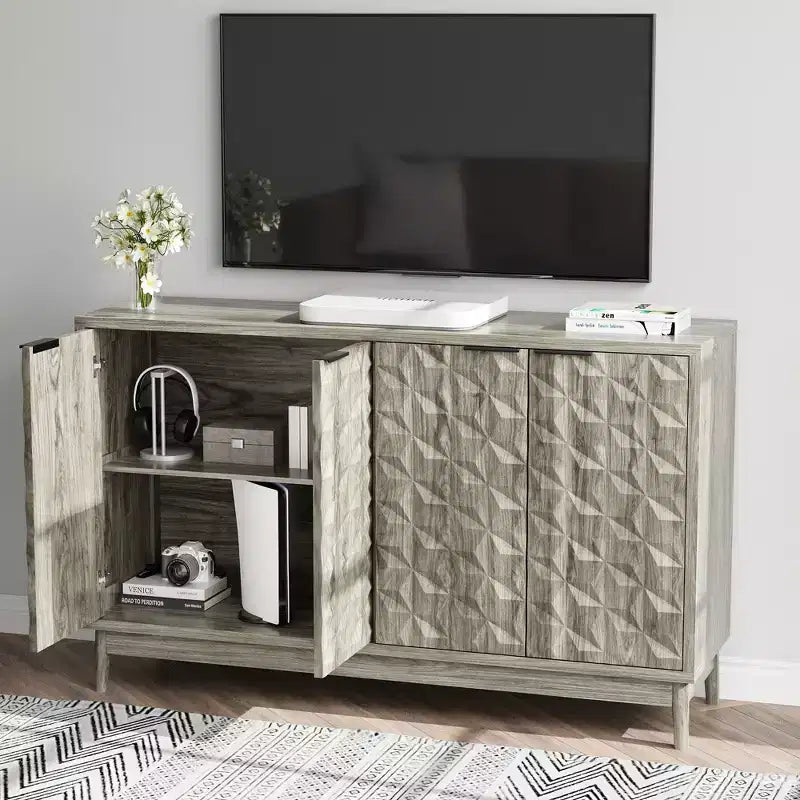 Credenza grigia con ante a rilievo a diamante e ripiani regolabili